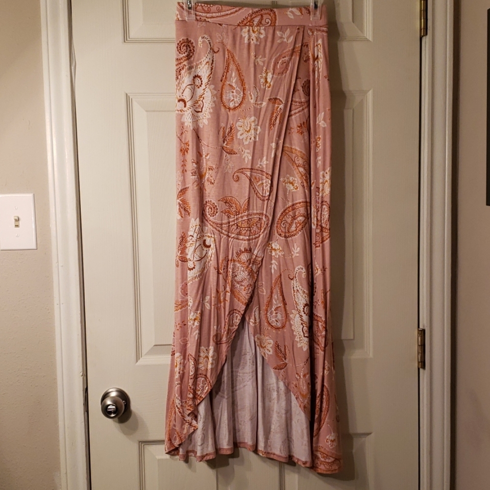 Charlotte Russe paisley style maxi skirt